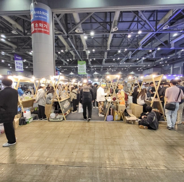 플레이 엑스포 '루미아 야시장'