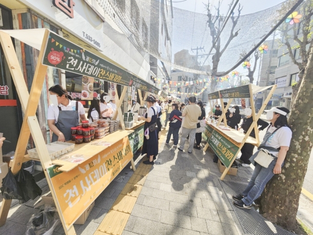 제14회 천사데이바자회 푸드코트